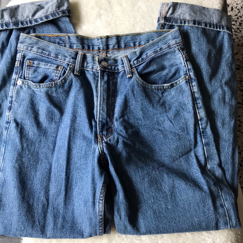 Vintage wash Levi’s 550 jeans